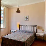 Casetta 49 *